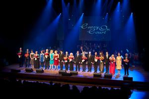 Carry on Court Curtain Call 